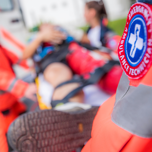 How to Effectively Apply Medical Splints: Essential Tips for Trauma Care and First Responders